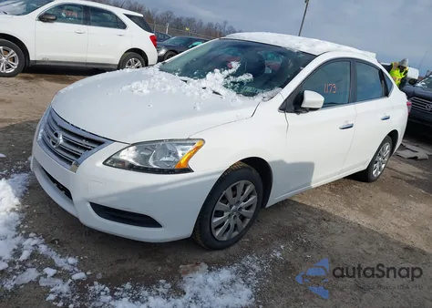 2015 Nissan Sentra Fe+ S/S/Sl/Sr/Sv z USA, uszkodzony, nr VIN 3N1AB7AP2FY259965